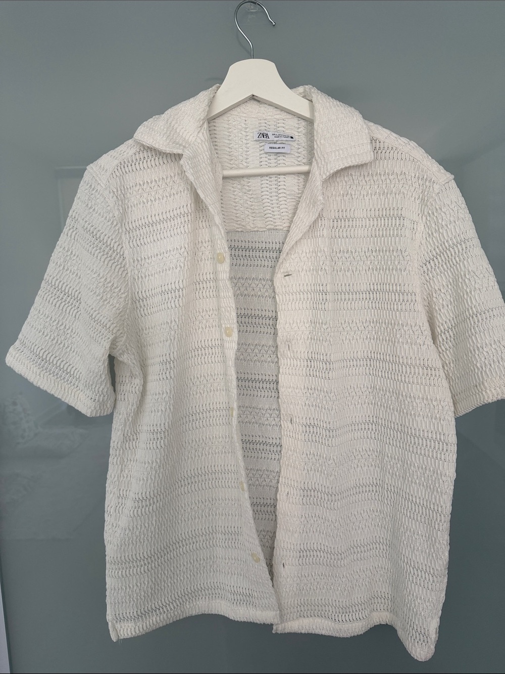 ZARA Cream Short-Sleeve Knit Button-Down Shirt